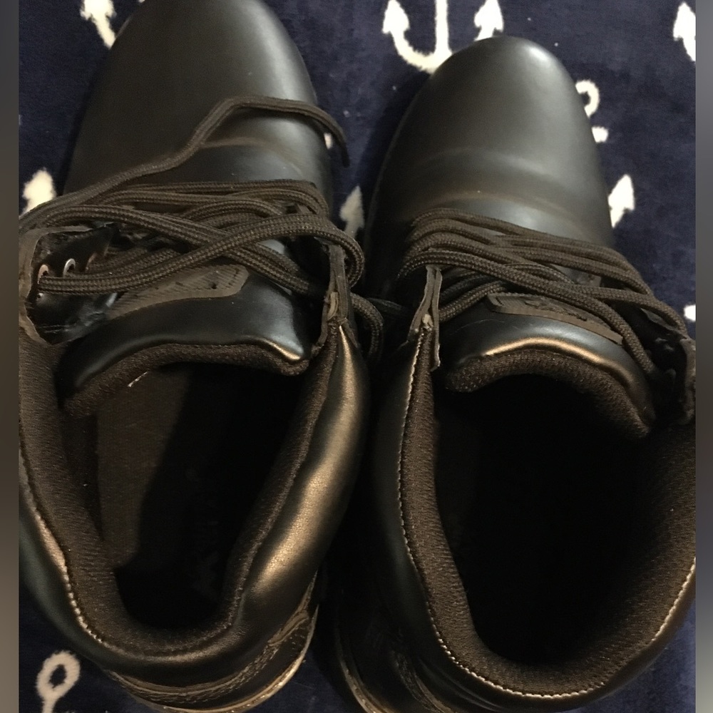 Mens Mountain Gear Boots - Picture 3 of 15